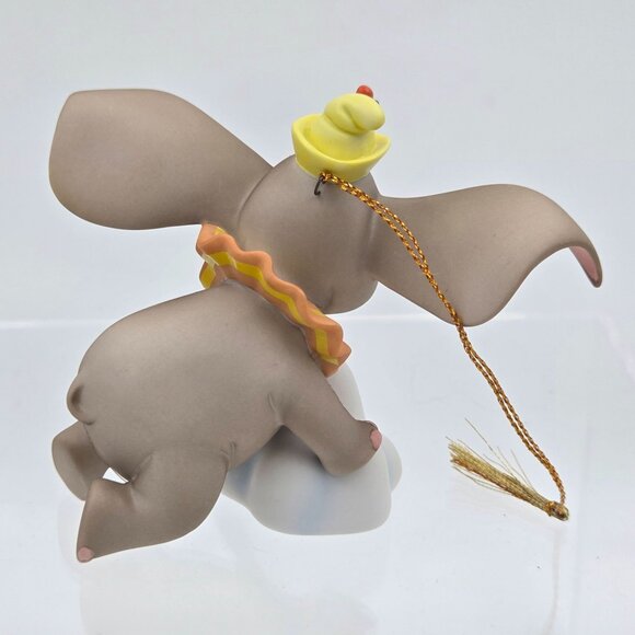 WDCC Dumbo Timothy Sculpture with Button Pin, Balloon and Timothy Mouse Plush - Picture 11 of 14